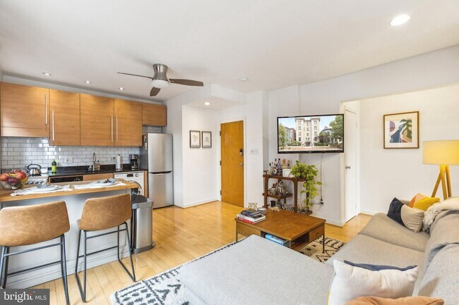 Foto del edificio - 51 Randolph Pl NW