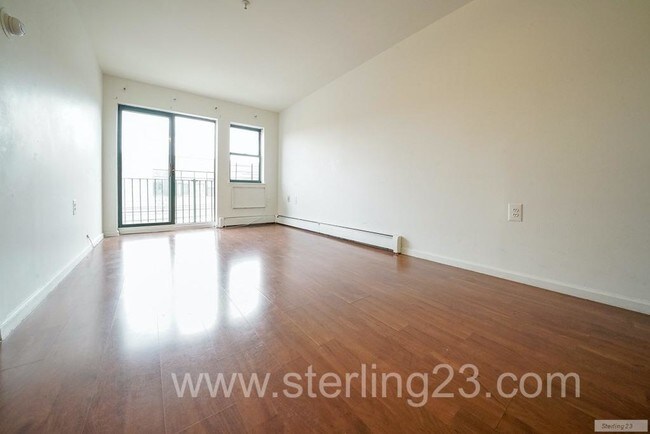 Foto del edificio - 3428 10th St