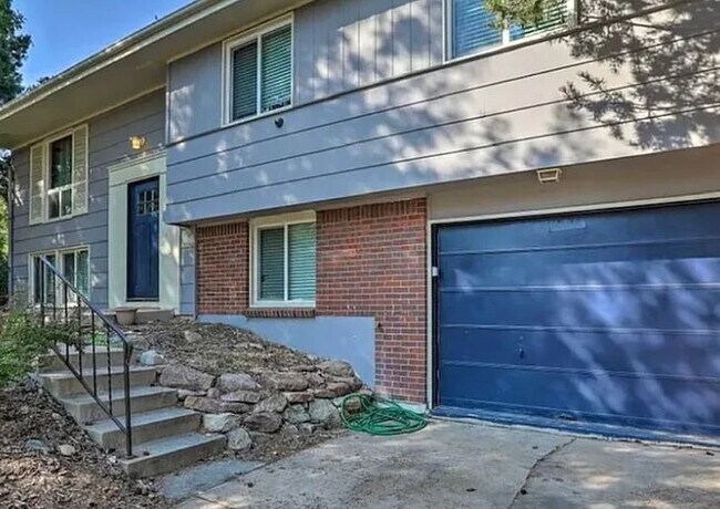 Building Photo - 7937 Chestnut Dr