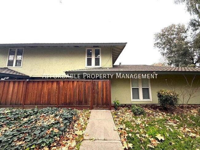 Photo - 5639 Chestnut Common Townhome