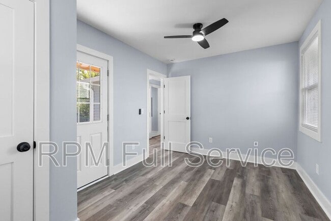 Foto del edificio - 401 Hart Ave