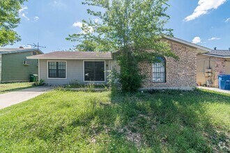 Building Photo - 8414 Standing Rock St
