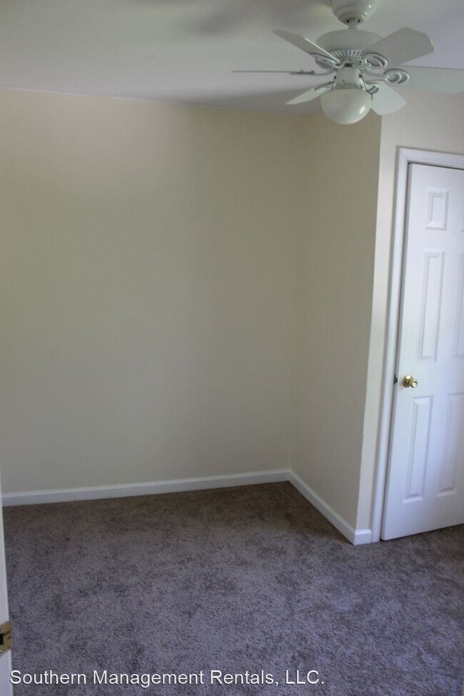 Building Photo - 3 br, 1.5 bath House - 118 Shawnee Dr.