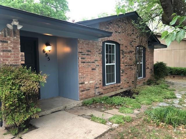 Foto principal - 655 Ferguson Dr