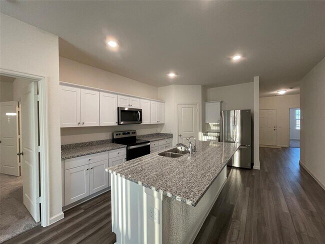 Foto del edificio - 1048 Pine Cove Ln