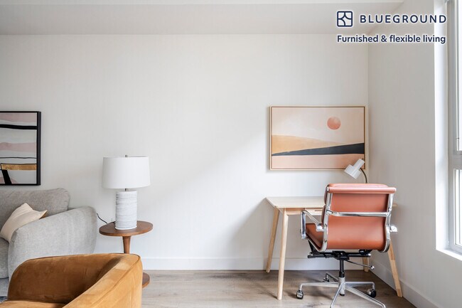 Foto del edificio - 635 Robinson Ave