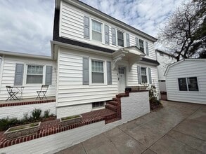Building Photo - 119 N Clermont Ave