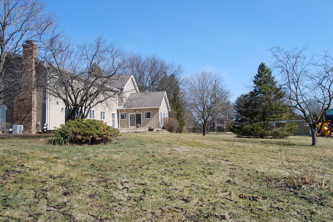 Foto del edificio - 2811 Knoll Dr