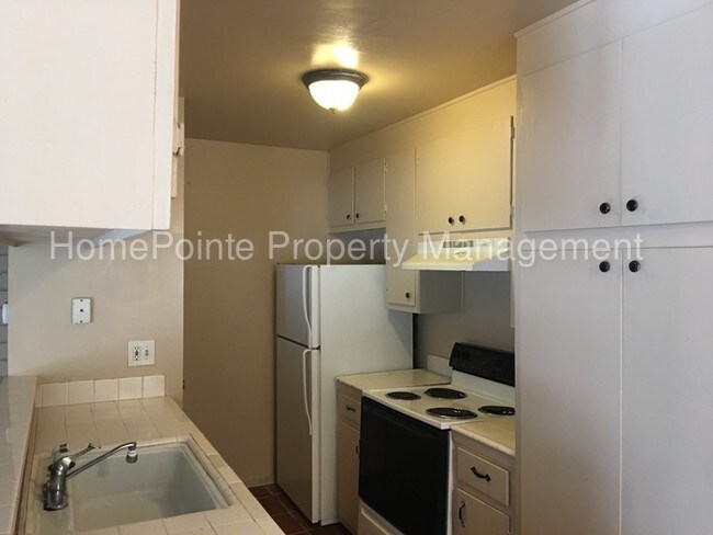 Foto del edificio - 5954 Walerga Rd