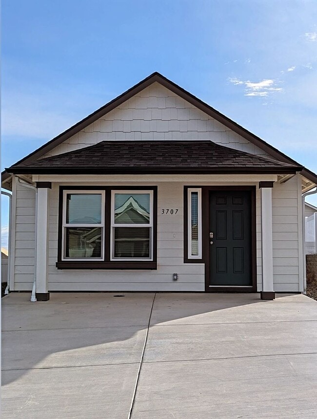Building Photo - 3707 S Quay St