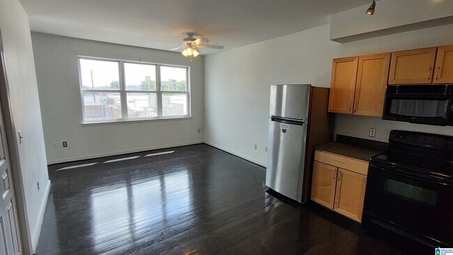 Foto del edificio - 2020 5th Ave S