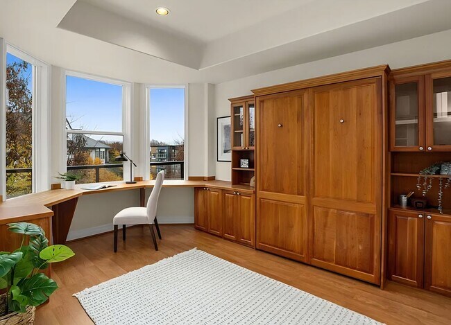 Foto del edificio - Luxury 4BR Waterfront Townhome w/ River & ...