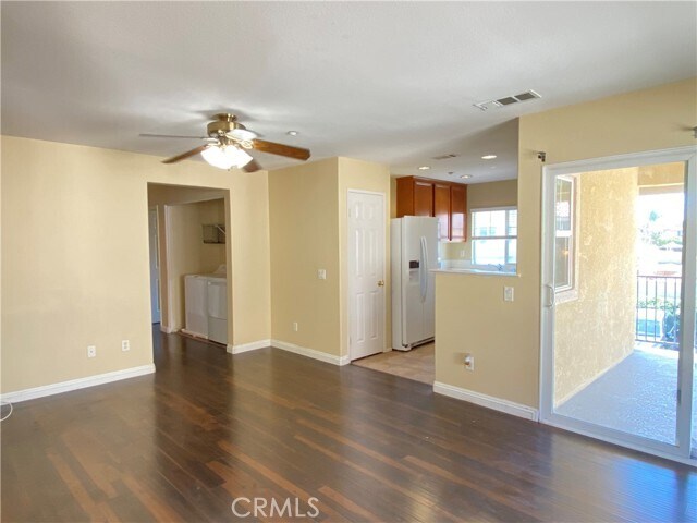 Building Photo - 15615 Lasselle St