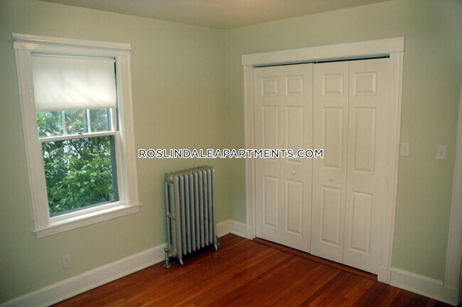 Building Photo - 24 Ramsdell Ave