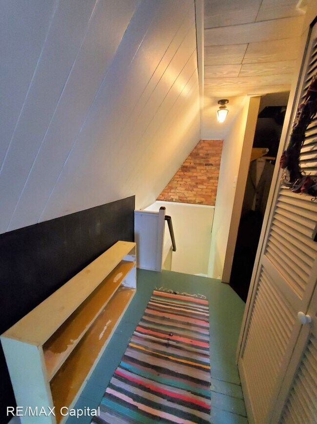 Foto del edificio - 4 br, 1.5 bath House - 52 Hopkins Street