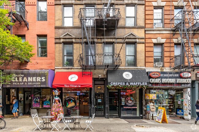 Foto del edificio - 106 Macdougal St