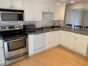 Building Photo - 3 Philbrick Ln