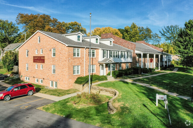 Building Photo - Sandra Ann Apartments