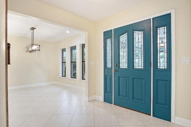 Photo - 1232 SW Knollwood Dr House