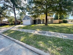 Building Photo - 20631 Beigewood Dr