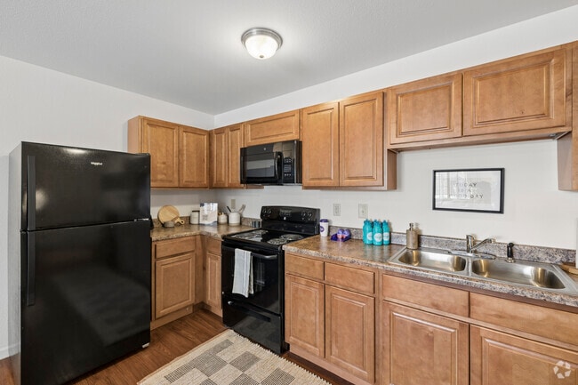 3BR, 3BA - 1,200SF - Kitchen - Yugo Flagstaff Grove