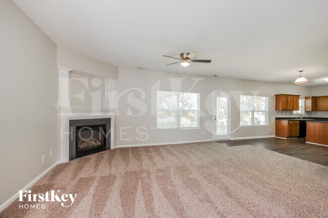 Foto del edificio - 7003 Advocator Ln
