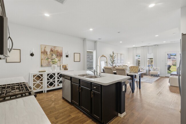 Building Photo - 14122 Carly Pines Ct