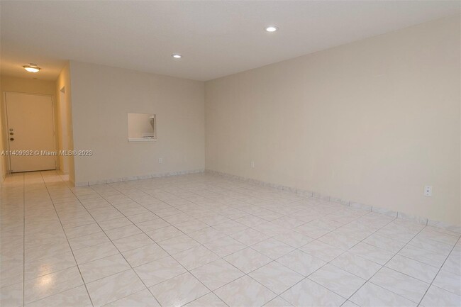 Building Photo - 7865 Camino Real