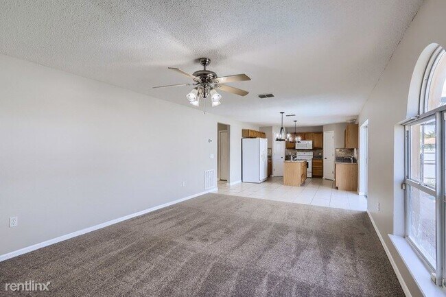 Building Photo - 4 br, 2 bath House - 1113 Saint Tropez Cou...