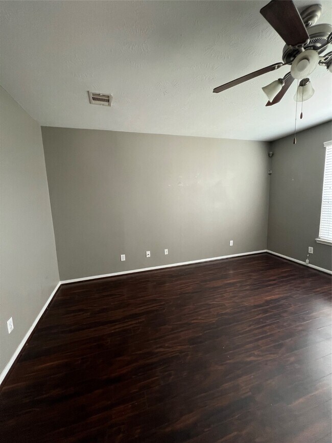 Foto del edificio - 23623 Plantation Pines Ln