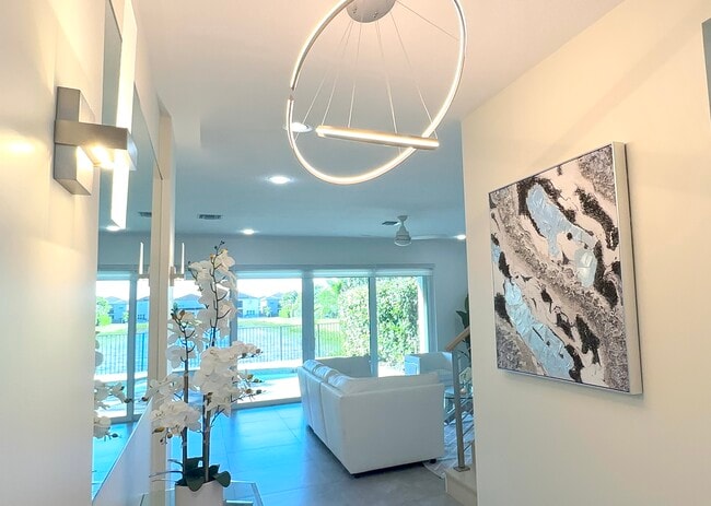 entry inside - 15377 Green River Ct House