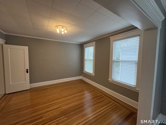 Foto del edificio - 829 Edgewood Ave