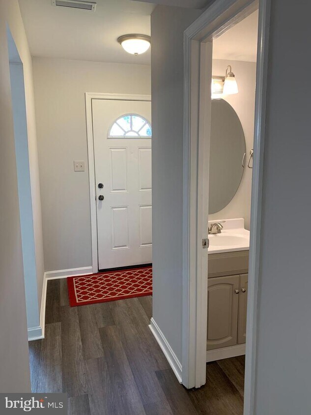 Foto principal - 204 Aviary St