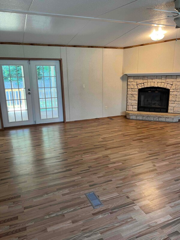 Building Photo - 177 Neches Dr