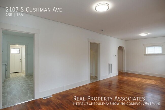 Foto del edificio - 2107 S Cushman Ave