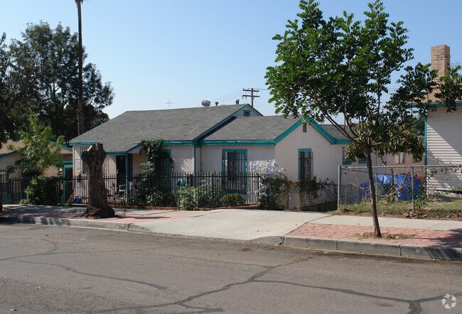 Building Photo - 3204-3330 Highland Ave