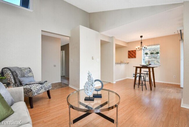 Foto del edificio - 12645 NE 130th Way