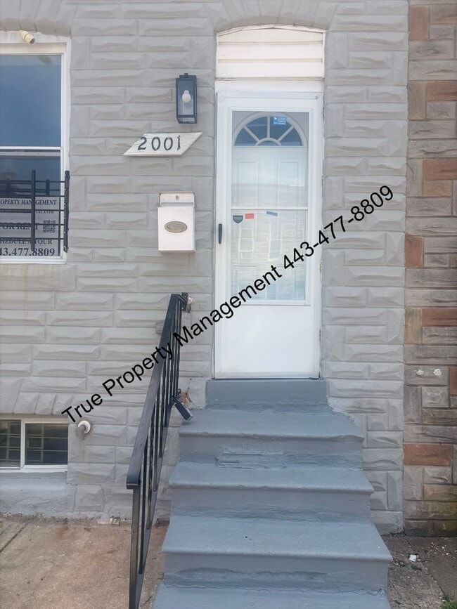 Building Photo - 2001 McHenry St