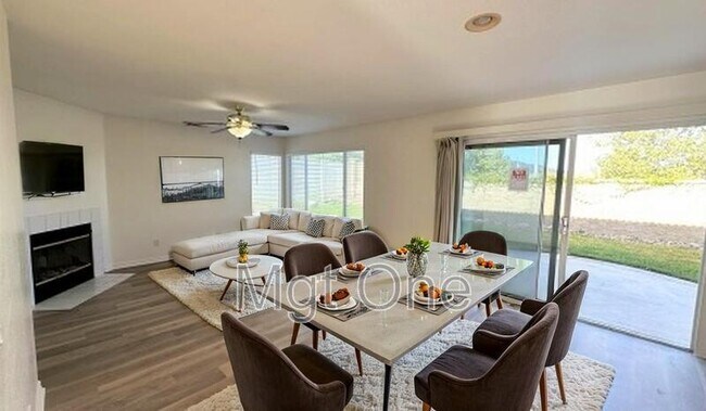 Foto del edificio - 797 Atlantic Dr