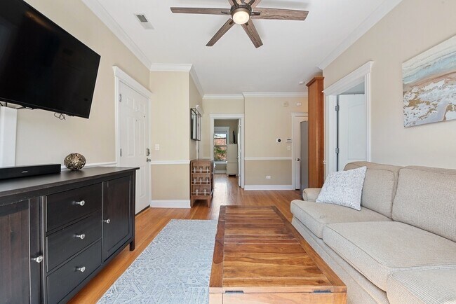Foto del edificio - 625 W Arlington Pl