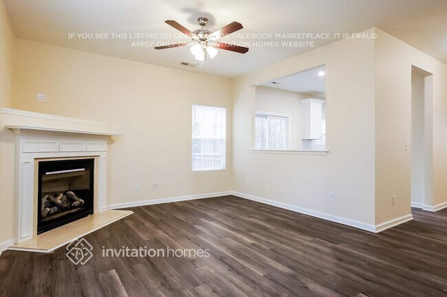 Foto del edificio - 175 River Hills Dr