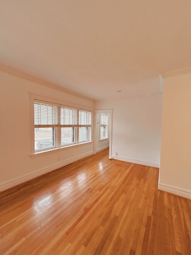 2705 S Kingshighway Blvd Unit 2nd Floor, Saint Louis, MO 63139