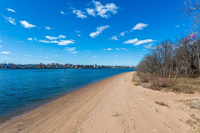 The Arthur Kill Coast line which leads into the Raritan Bay is quite a spectacular sight located in Conference House Park in the Tottenville section.