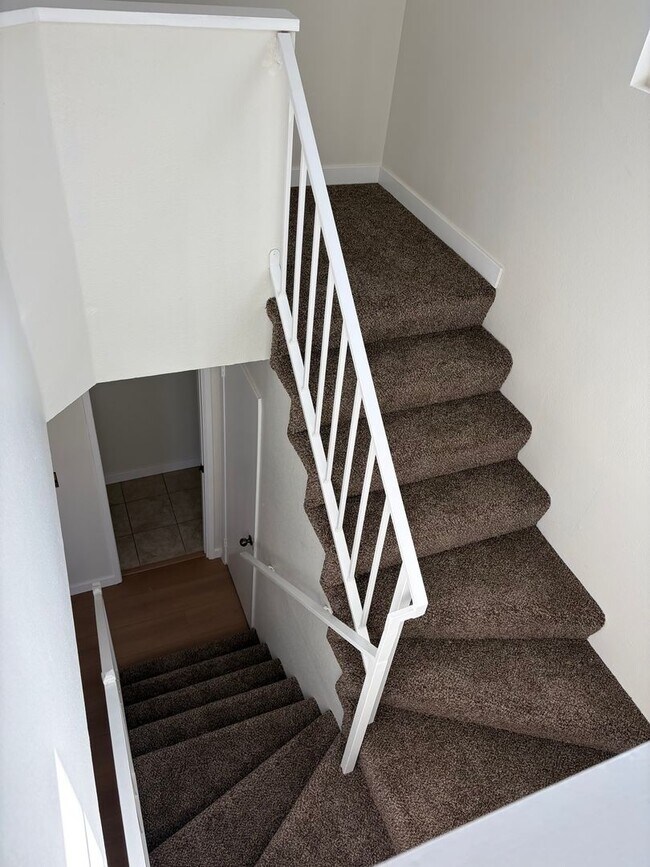 Building Photo - Beautifully remodeled 3 Bedroom 2.5 Bath Condo in El Cajon