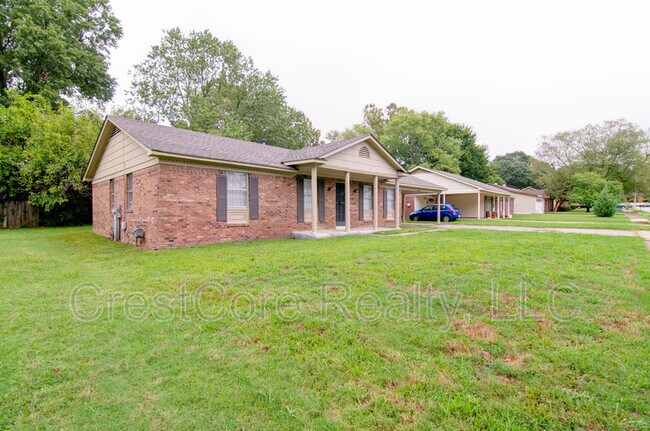 Building Photo - 3976 Stillwood Dr
