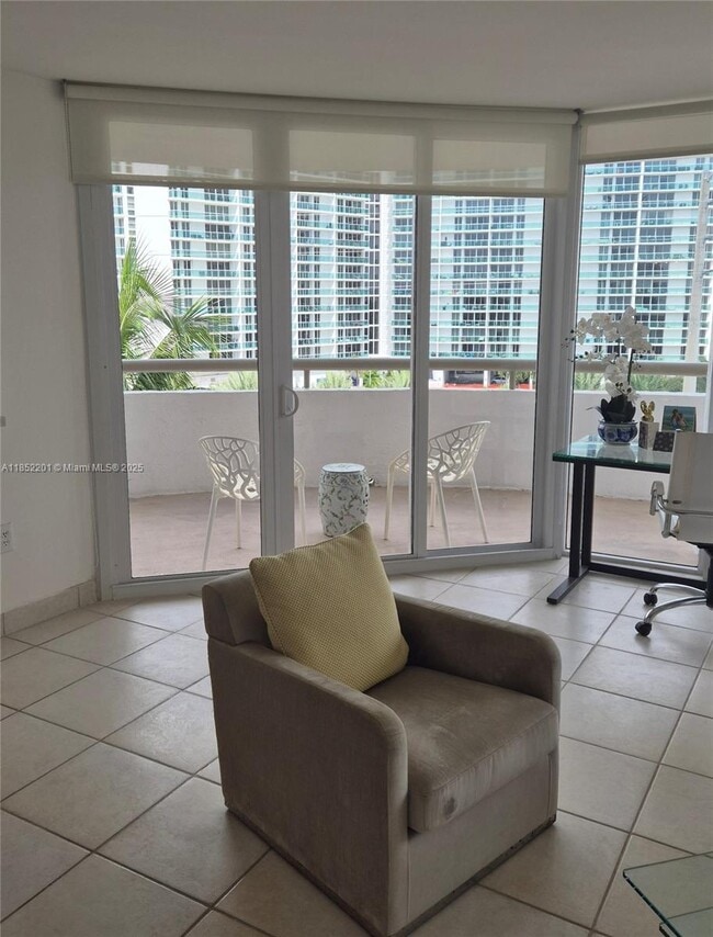 Building Photo - 15645 Collins Ave