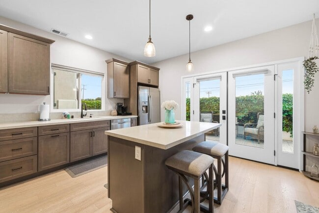 Foto del edificio - 5051 Savannah St