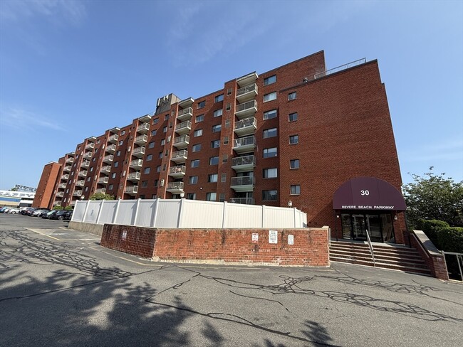 Building Photo - 30 Revere Bch