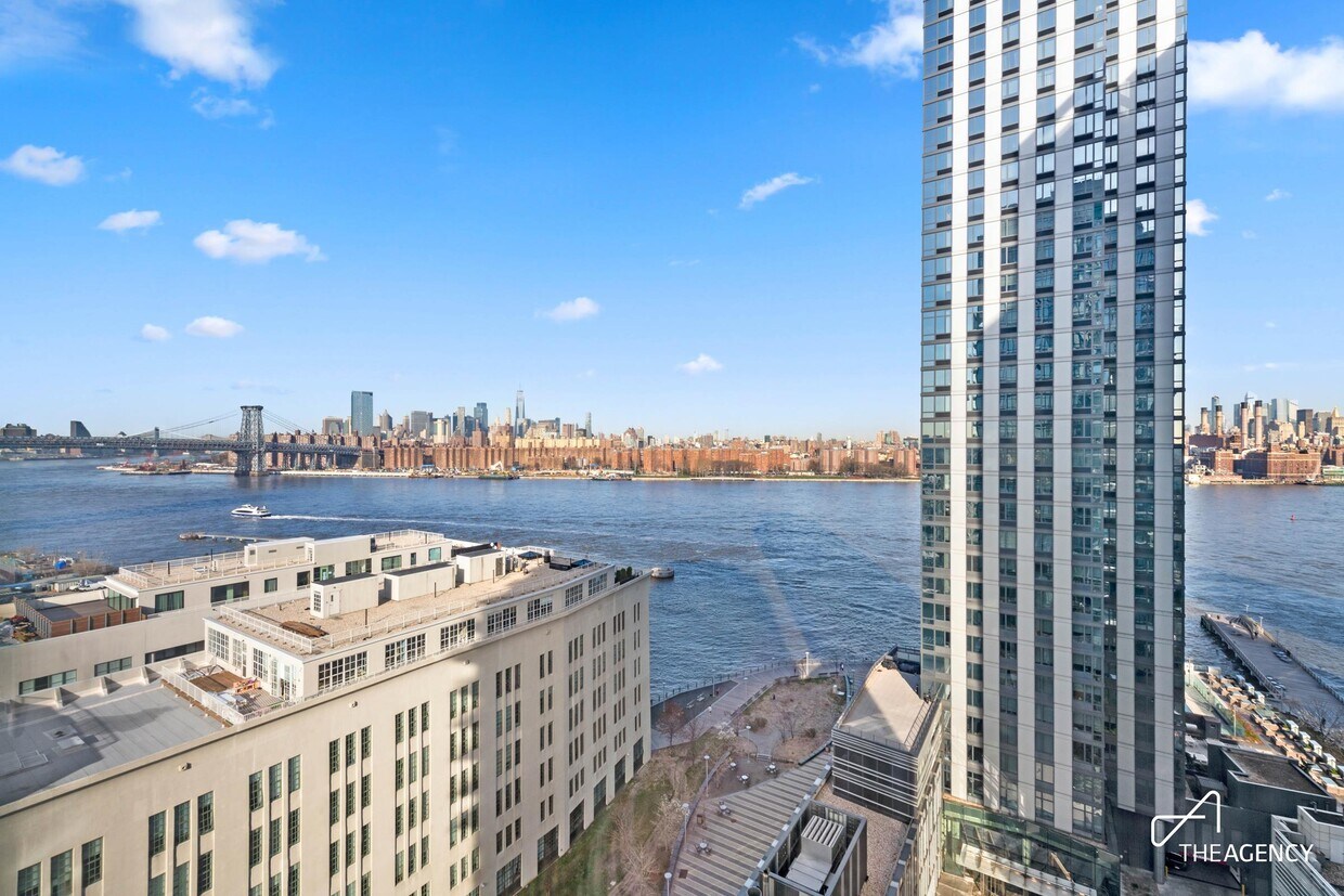 1 Northside Piers Unit 16C, Brooklyn, NY 11249 Room for Rent in