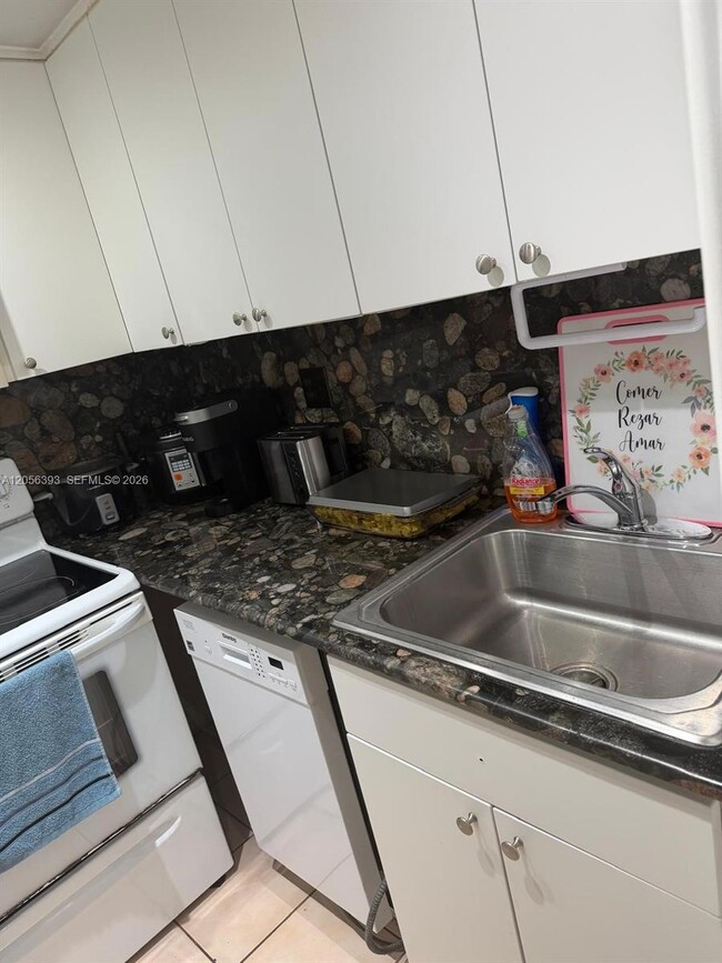 Building Photo - 4713 NW 7th St